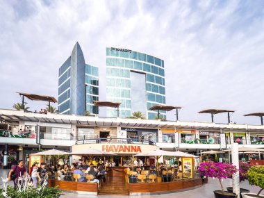 Larcomar alışveriş merkezi