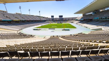 Barselona Olimpiyat Stadyumu cephe
