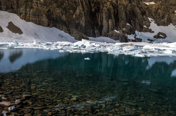 Buzdağı buzul Milli Parkı Montana gölde