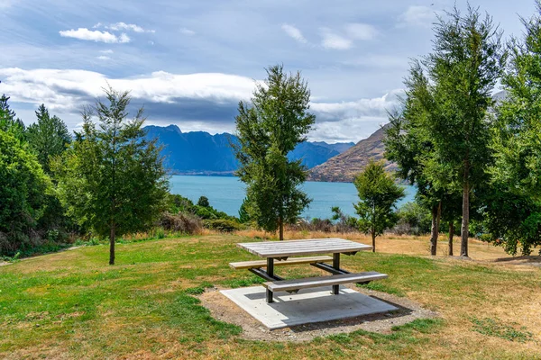 Picnic Area Wakatipu Lake Queenstown New Zealand — Stock Photo, Image