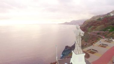 Heykeli Cristo Rei, havadan görünümü akşam, Madeira