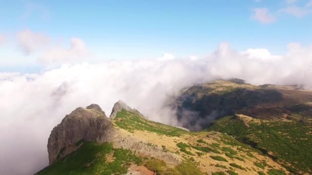 Panoramik Pico yapmak Arieiro, Madeira havadan görünümü — Stok video