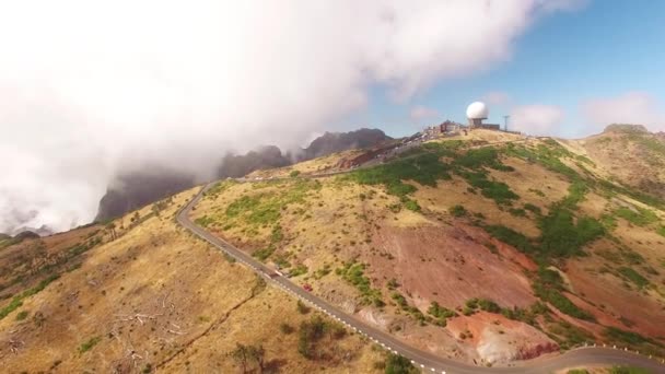 Panoramatický pohled Pico do Arieiro, letecký pohled na Madeiře — Stock video
