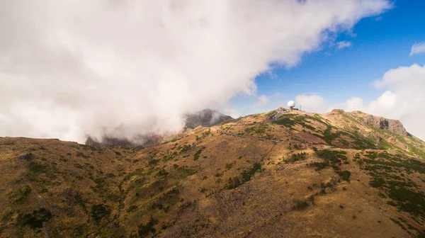 Португалії, Мадейра, видом на гори поблизу Піко де Arieiro. повітряні — стокове фото