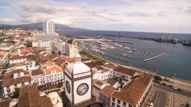 Ponta Delgada, Azores, Portekiz Praça da Republica havadan görünümü.