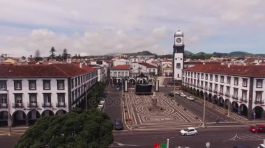 Şehir Merkezi ve Praça da Republica Ponta Delgada, Azores, Portekiz Hava görünümünü. 23 Nisan 2017