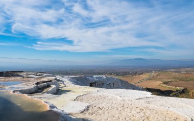 Pamukkale, Denizli ili güneybatı Türkiye'de doğal Sit