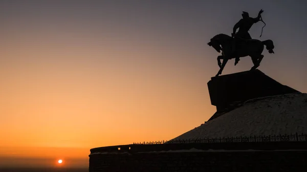 Monumento a Salavat Yulaev al tramonto, Ufa, Russia Foto Stock Royalty Free