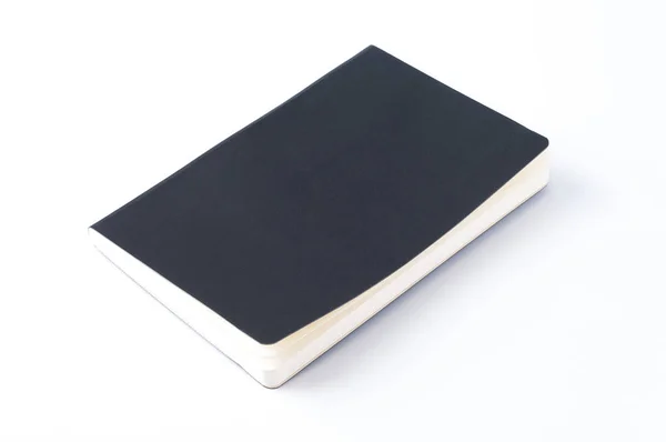 Notebook in pelle nera isolato su sfondo bianco. — Foto Stock