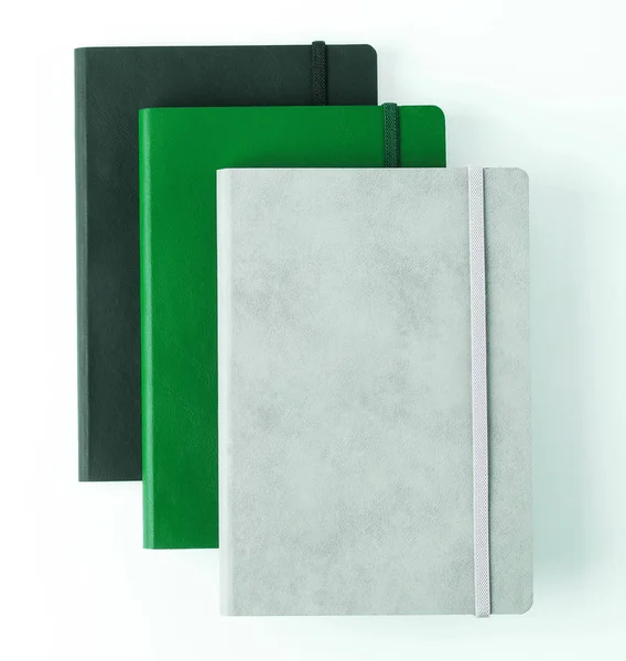 Notebook in pelle isolati su sfondo bianco  , — Foto Stock