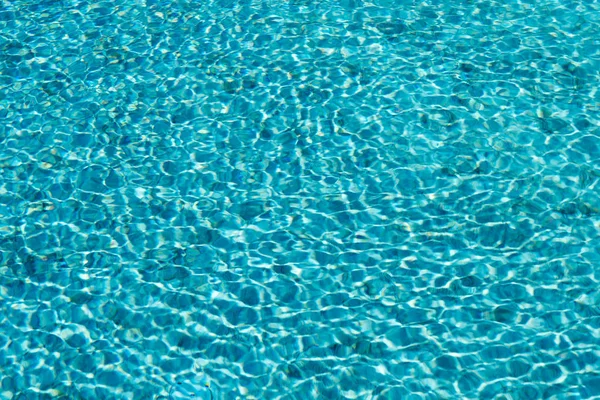 Patrón de textura de agua de mar azul y transparente . —  Fotos de Stock