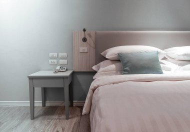 Modern yatak odası tasarımı, Çift Kişilik Yatak