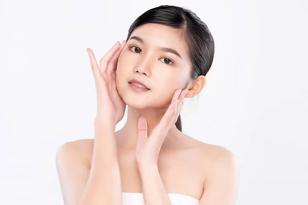 Portrait beautiful young asian woman clean fresh bare skin concept. Asian girl beauty face skincare and health wellness, Facial treatment, Perfect skin, Natural make up, on white background. — 스톡 사진