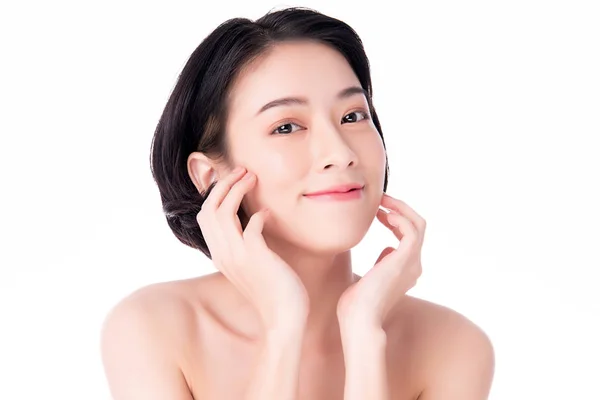 Porträtt vacker ung asiatisk kvinna ren fräsch naken hud koncept. Asiatisk flicka skönhet ansikte hudvård och hälsa wellness, Ansiktsbehandling, Perfekt hud, Naturlig make up, på vit bakgrund. — Stockfoto