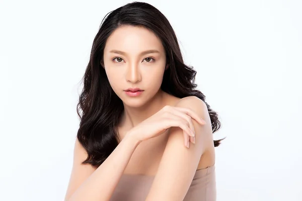 きれいな新鮮な肌を持つ美しい若いアジアの女性 顔のケア 顔の治療 美しさと健康的な肌と化粧品の概念 — ストック写真