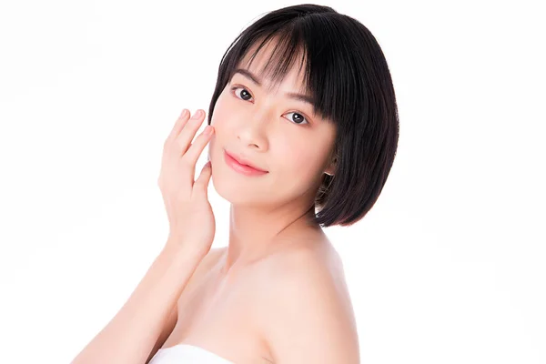 きれいな新鮮な肌を持つ美しい若いアジアの女性 顔のケア 顔の治療 美しさと健康的な肌と化粧品の概念 — ストック写真