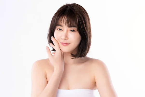 年轻美丽的亚洲女人 皮肤清澈清新 面部护理 面部护理 健康的皮肤和化妆品概念 — 图库照片