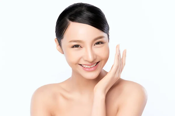 Belle Jeune Femme Asiatique Avec Peau Fraîche Propre Soins Visage — Photo