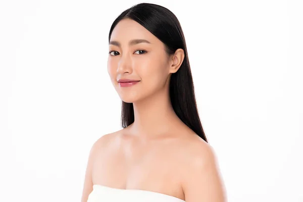 Hermosa Mujer Asiática Joven Con Piel Limpia Fresca Cuidado Facial — Foto de Stock