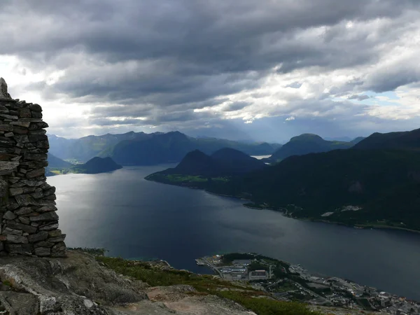 挪威景观峡湾 Andalsnes, Nesaksla, — 图库照片