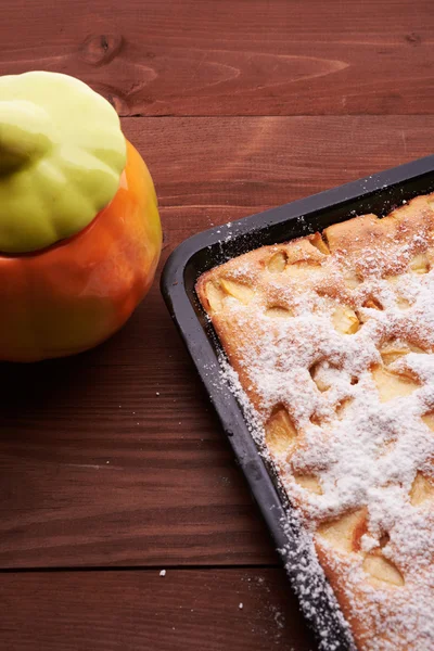 Apple pie on the table — Stock Photo, Image