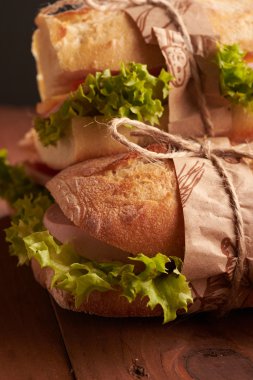 jambon ile baget sandviç