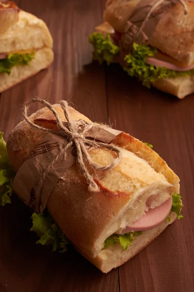 Baguette-Sandwich mit Schinken — Stockfoto