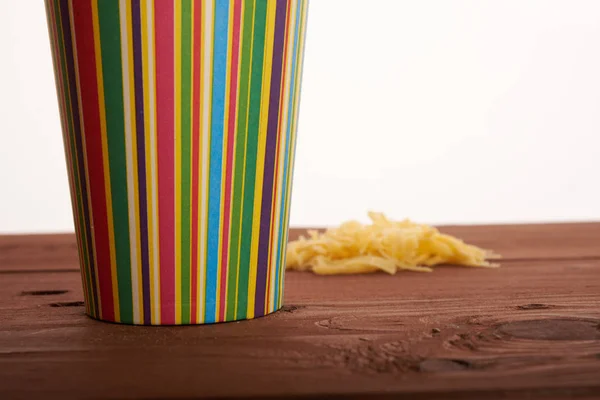 Popcorn in papier beker — Stockfoto