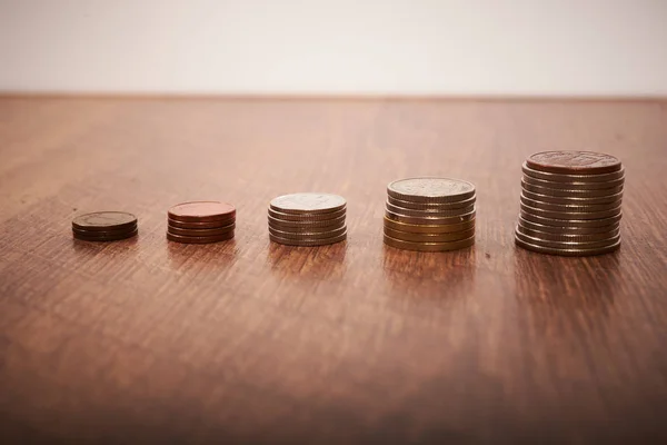 Growing stacks of coins — Stock Photo, Image