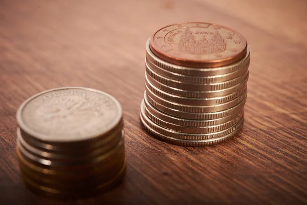 Growing stacks of coins — Stock Photo, Image