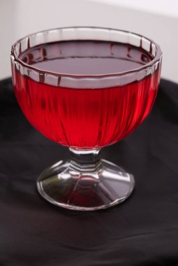 bir kase renkli jöle