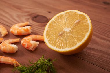 karides ve baharatlar