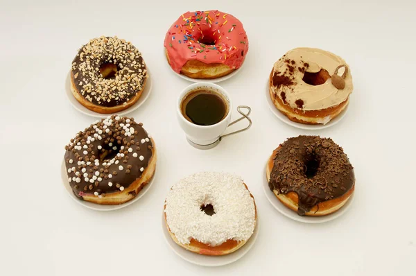 Donuts en koffie — Stockfoto