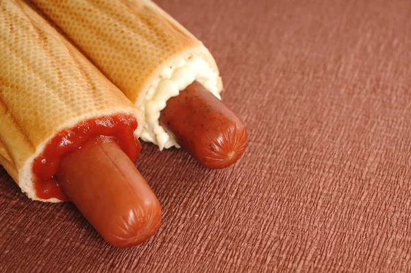 Twee hotdogs — Stockfoto