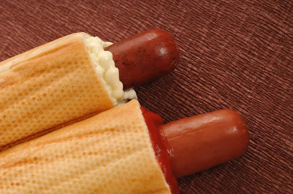 Twee hotdogs — Stockfoto