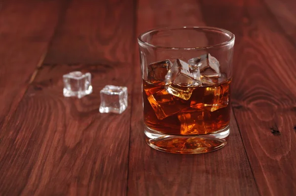 Whisky con hielo — Foto de Stock