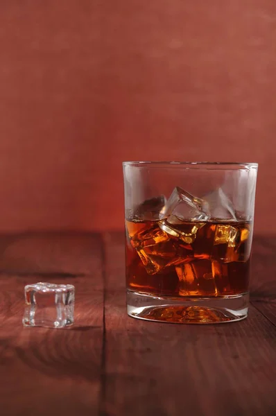 Whisky con hielo — Foto de Stock