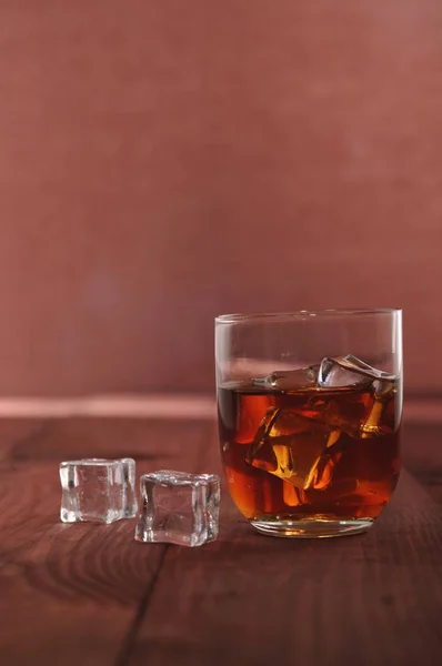 Whisky con hielo — Foto de Stock