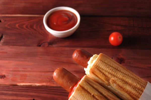 Két hot dog, és ketchup — Stock Fotó