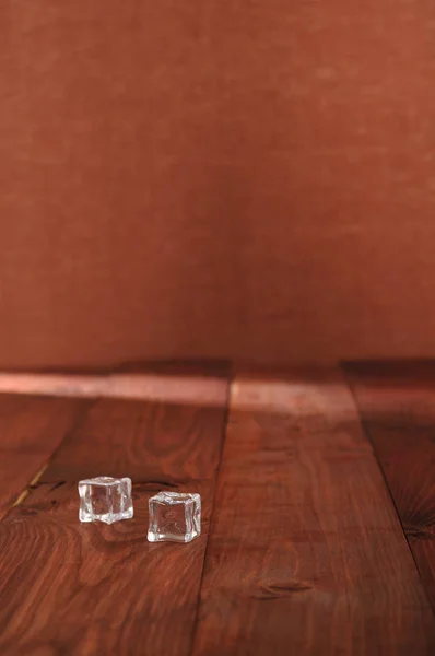 Ice on a table — Stock Photo, Image