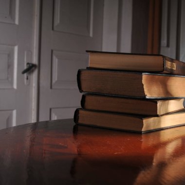 açık bir kitap