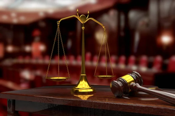Skalor och en domare hammare i rättssalen — Stockfoto