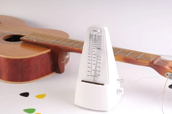 gitar ve mikrofon