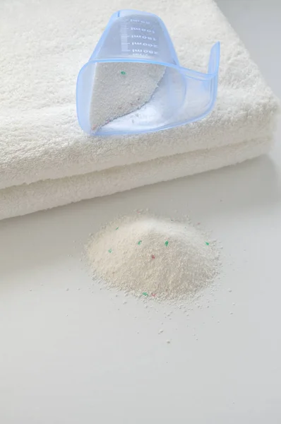 Polvo de lavado para telas blancas — Foto de Stock