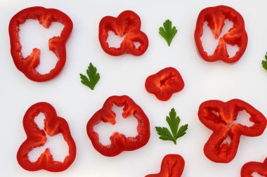 kırmızı biber halkaları özetini