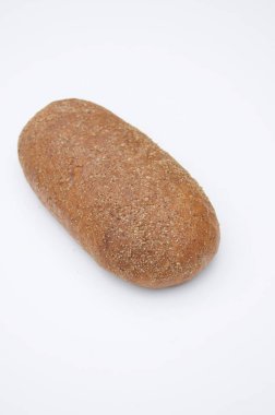 Beyaz arkaplanda ekmek