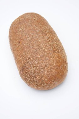 Beyaz arkaplanda ekmek