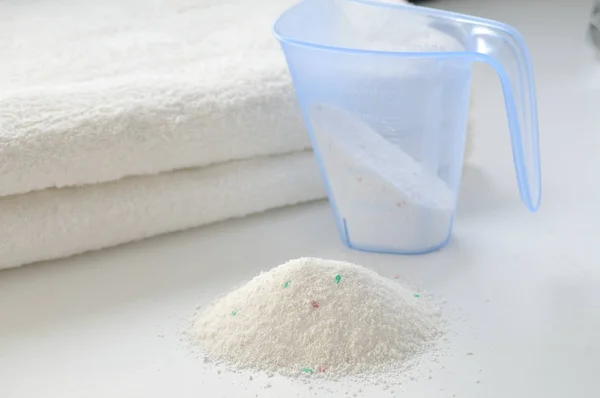 Beyaz kumaşlar için deterjanlar — Stok fotoğraf