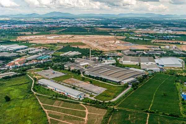 Desenvolvimento de terra de propriedade industrial e residencial — Fotografia de Stock