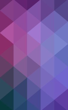 Üçgenler ve degrade origami tarzında oluşan hafif mor pembe poligonal tasarım deseni